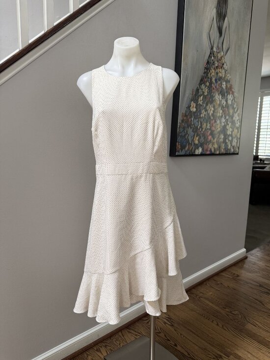 Banana Republic Dresses & Skirts - NEW WITH TAGS Banana Republic polka dot ruffle bottom dress size 8